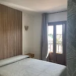 Gelin De Pensión 3*